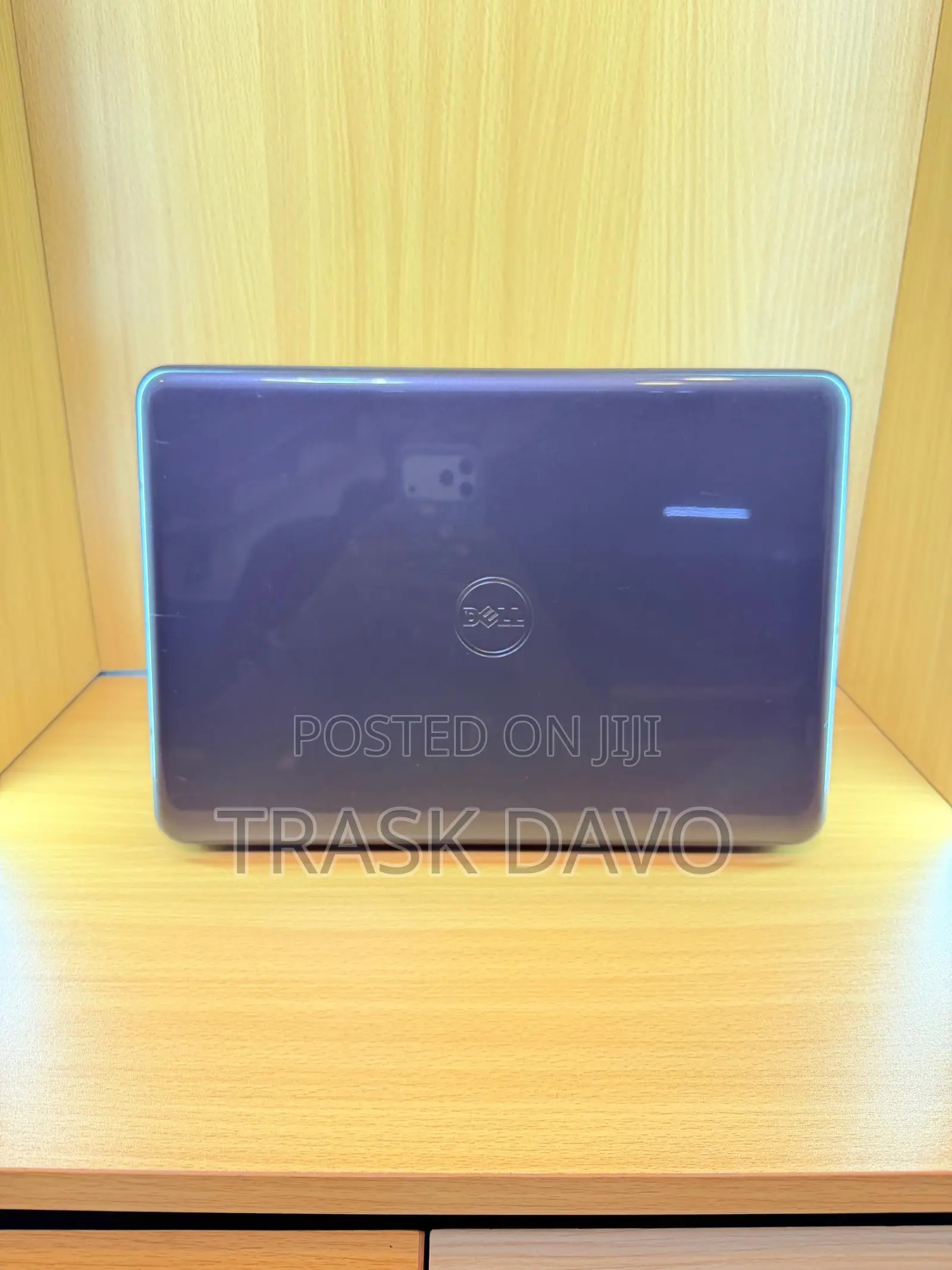 Laptop Dell Latitude 13 3380 8GB Intel Core i3 SSHD (Hybrid) 500GB