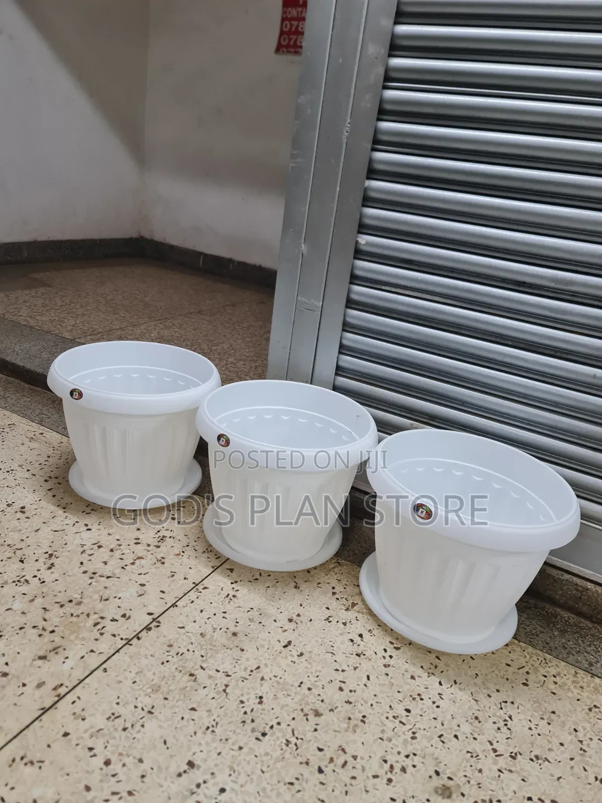 40cm Diameter Plastic Flower Pots Plastic Flower Pots (White)