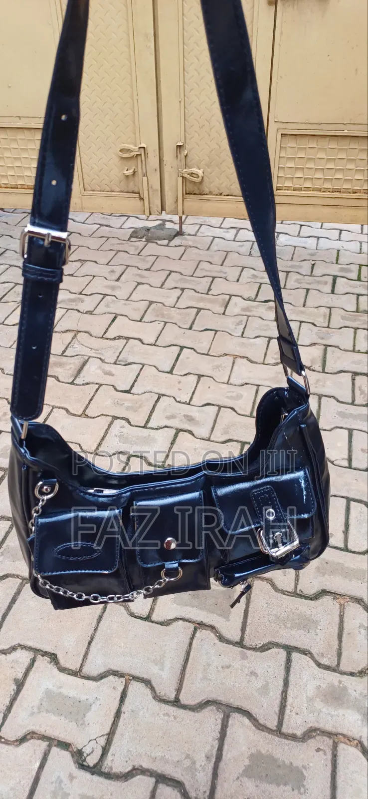 Black Hand Bag