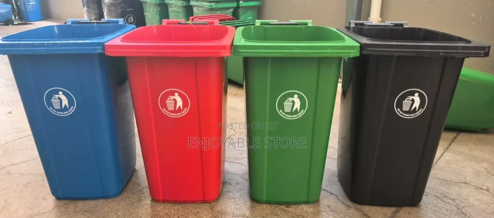 4pcs Plastic Dust Bins Plastic Dust Bins 120ltrs