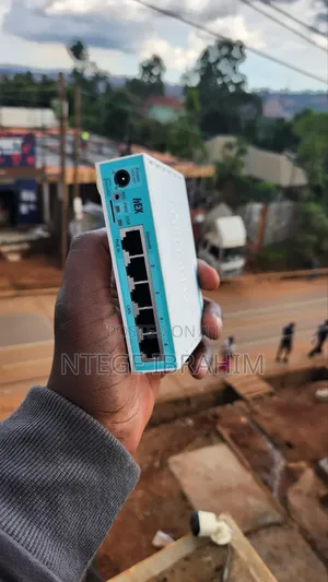 Mikrotik Rb750gr3
