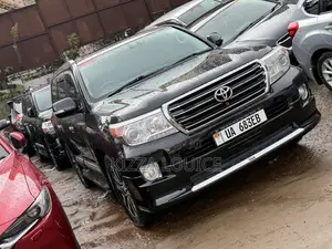 Toyota Land Cruiser 2013 Black
