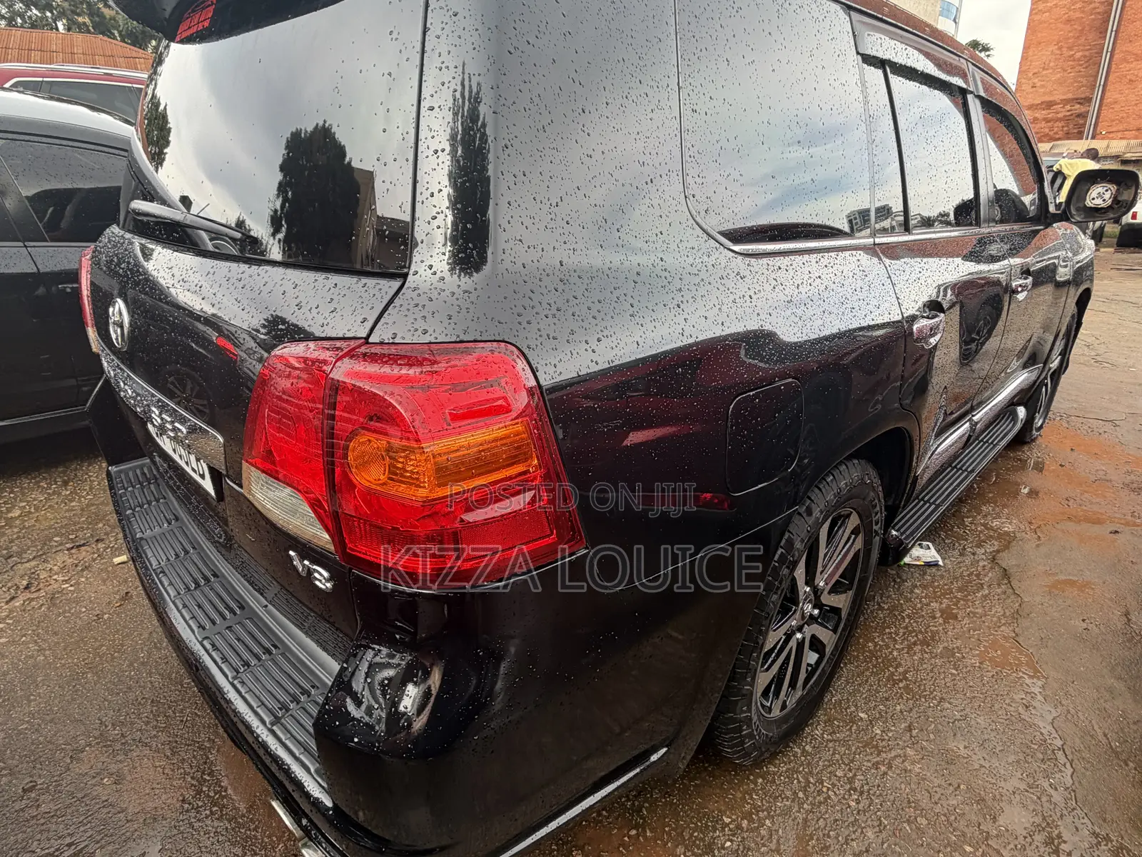 Toyota Land Cruiser 2013 Black