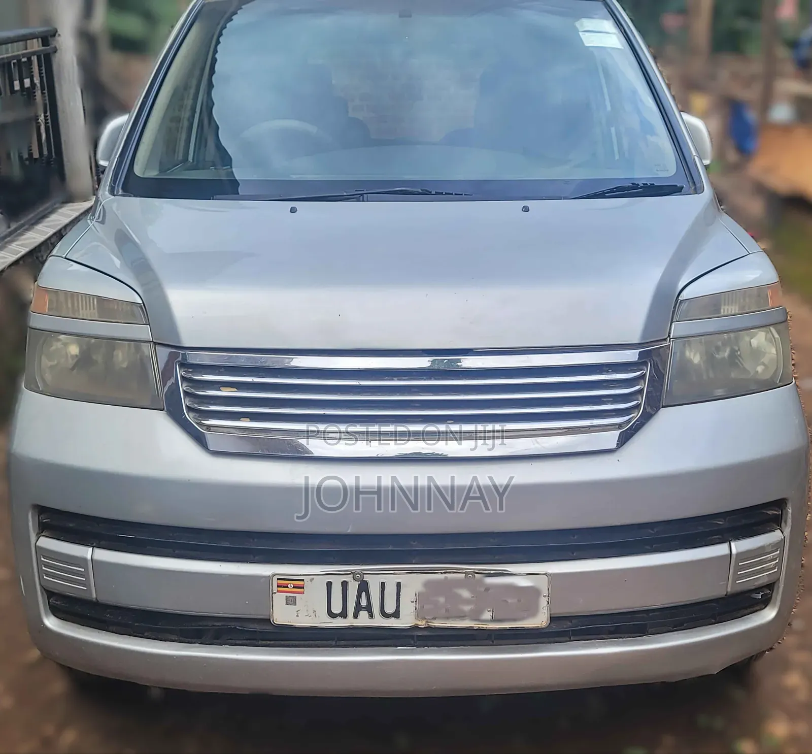 Toyota Noah 2.0 FWD (8 Seater) 2002 Silver