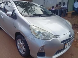Toyota Aqua 2014 Silver