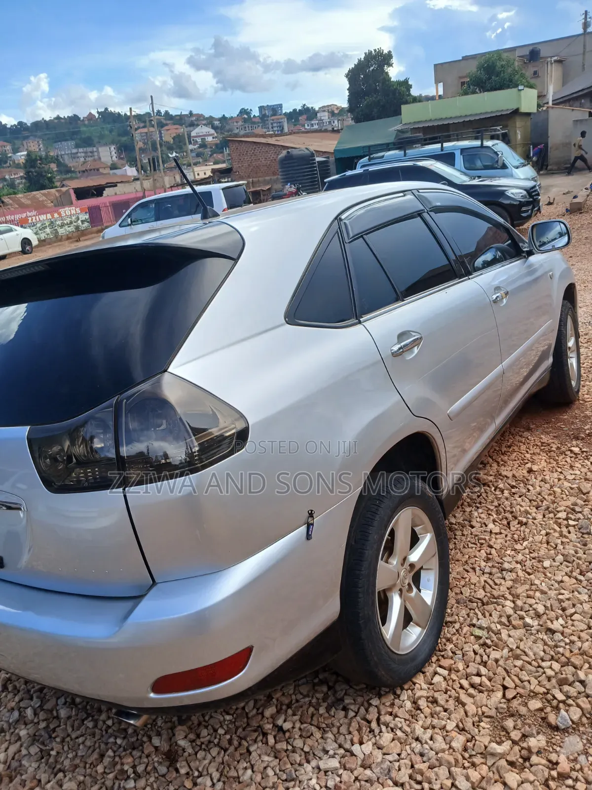 Toyota Harrier 2.4 4WD 2011 Silver