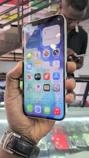 Apple iPhone 12 64 GB White