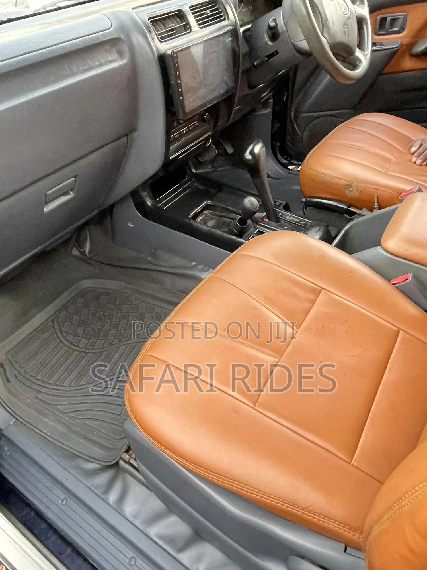 Toyota Vanguard 2009 White