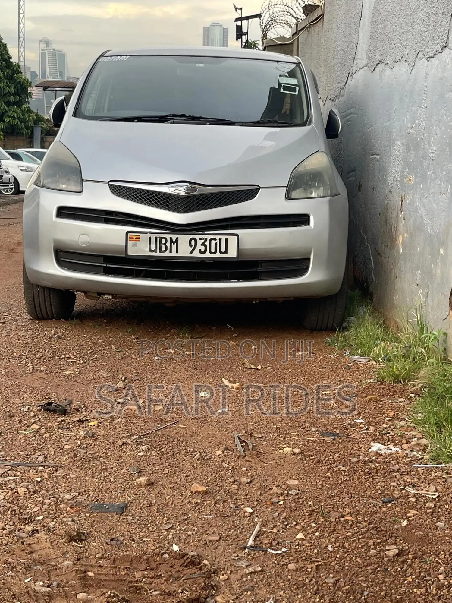 Toyota Ractis 2008 Silver
