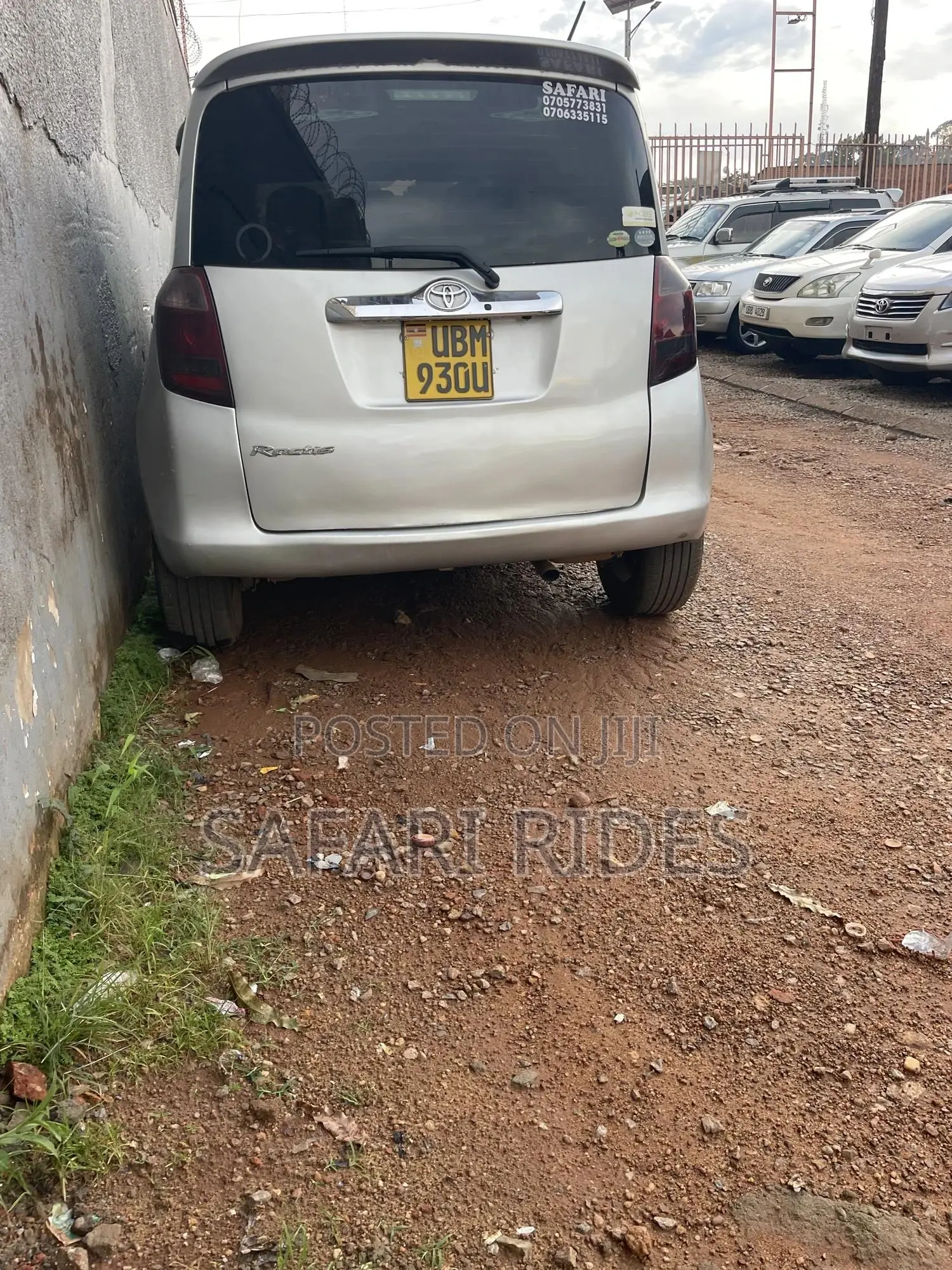 Toyota Ractis 2008 Silver