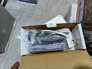 Flat Iron Box