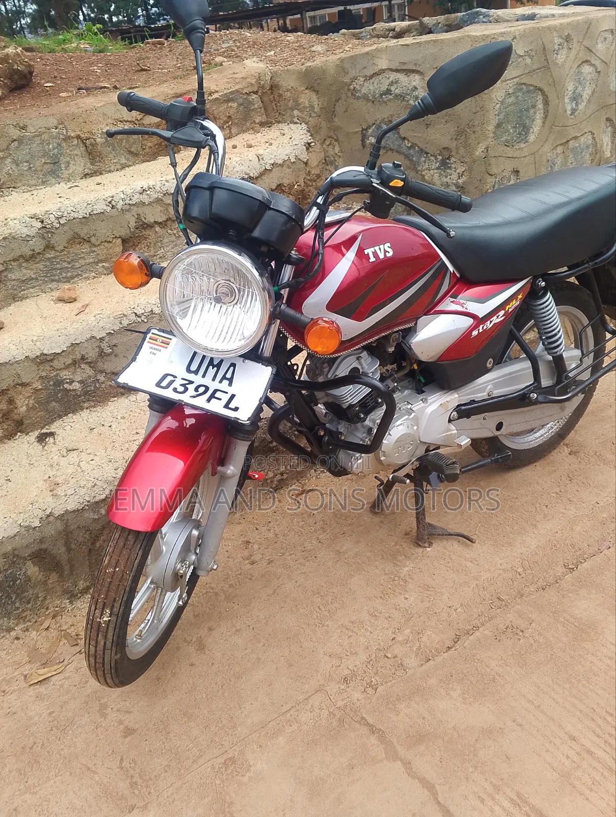 TVS HLX 125 2025 Red