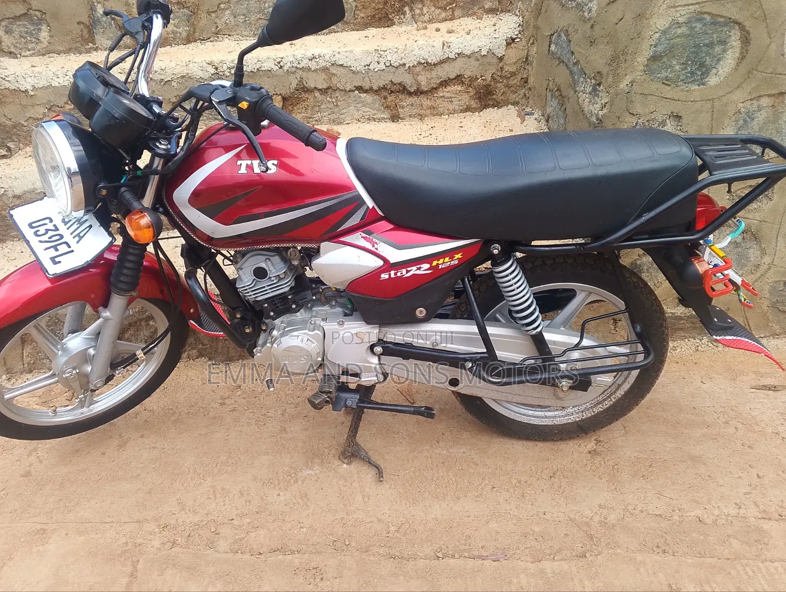 TVS HLX 125 2025 Red