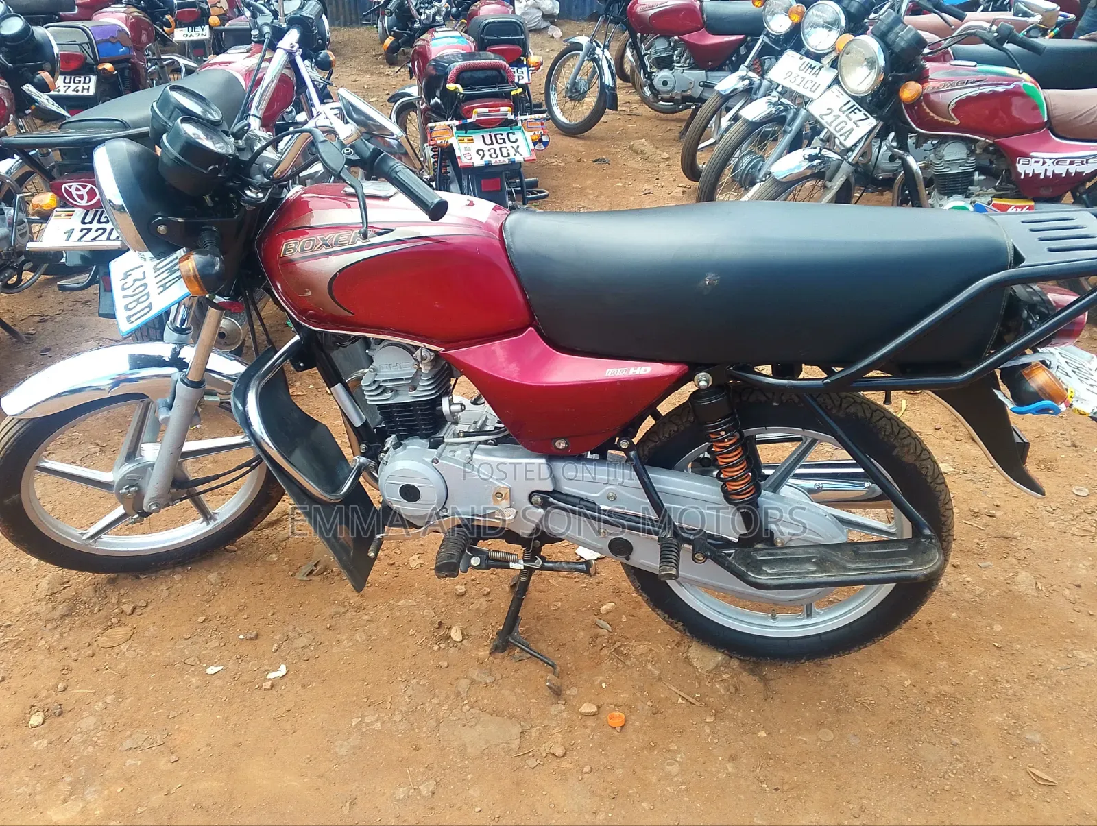 Bajaj Boxer 100 2025 Red