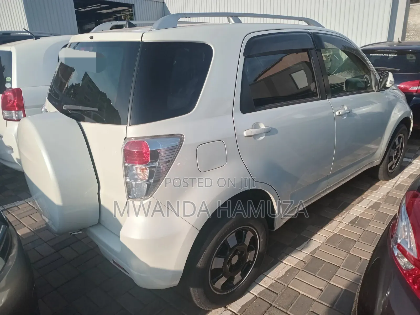 Toyota Rush 2012 White