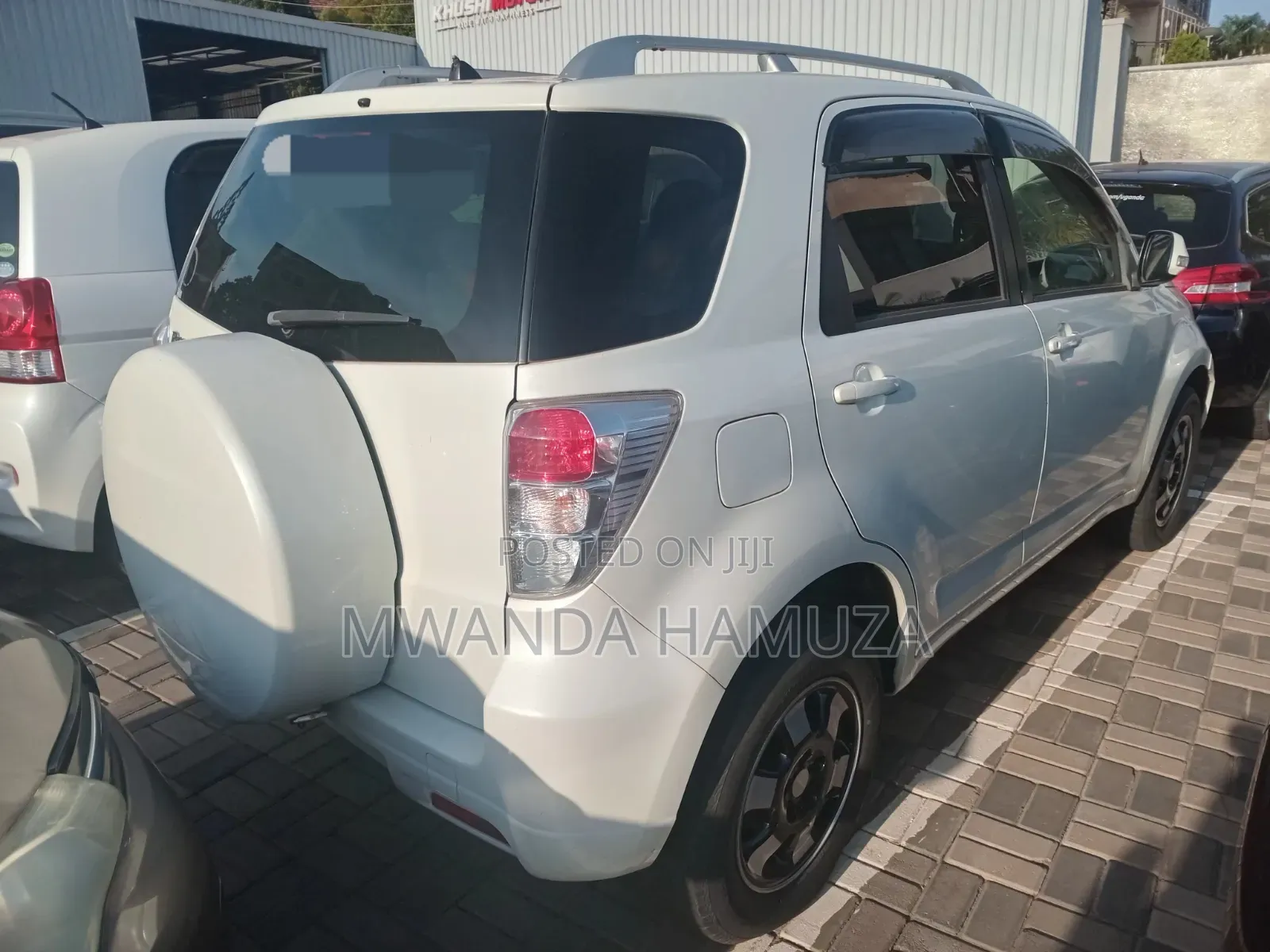 Toyota Rush 2012 White