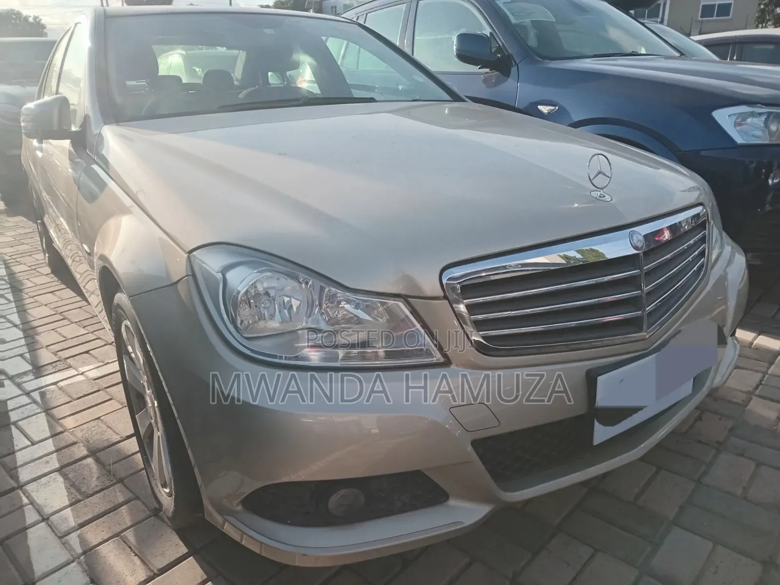 Mercedes-Benz C200 2015 Gold