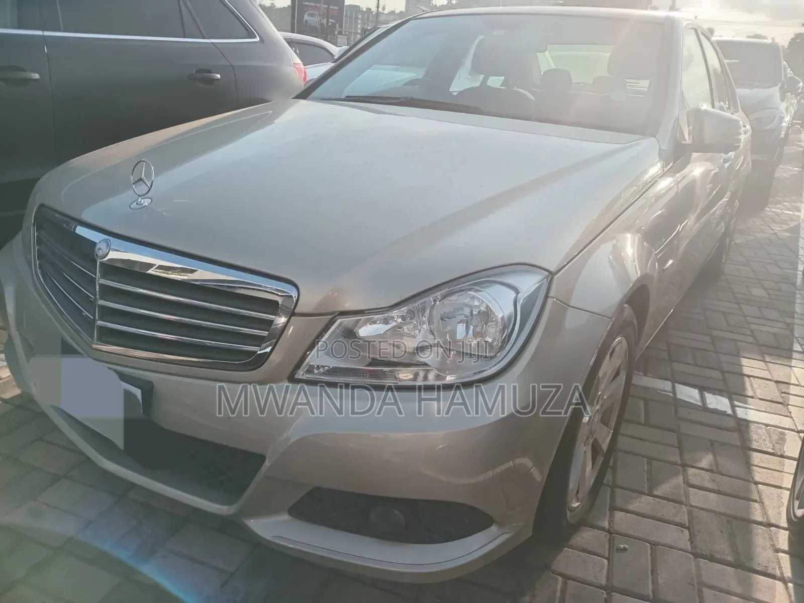 Mercedes-Benz C200 2015 Gold