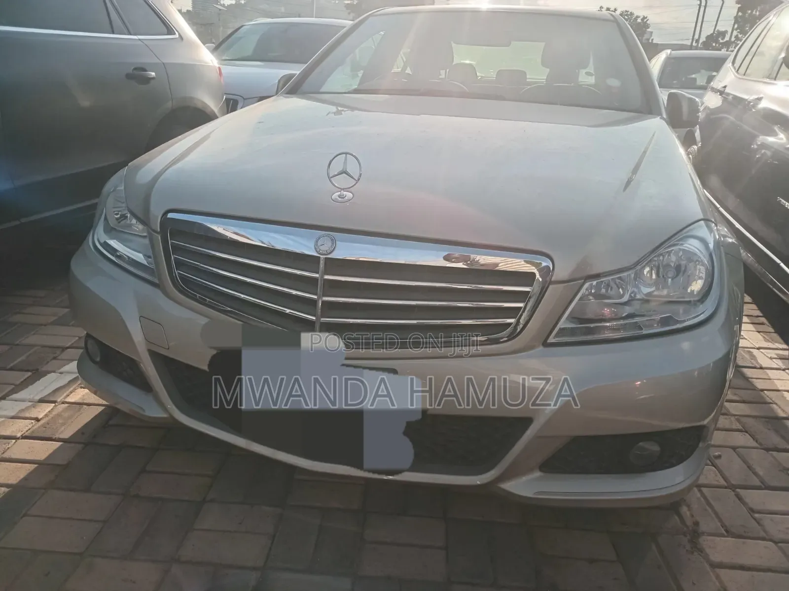 Mercedes-Benz C200 2015 Gold