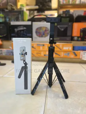 Ai Face-Tracking Tripod Selfie Stick