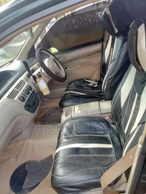 Toyota Vista 2000 Green