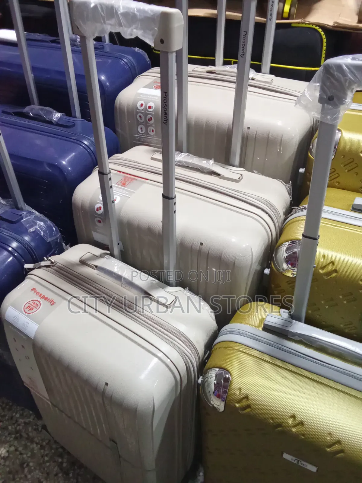 1pcs Big Size Plastic Rubber Suitcase