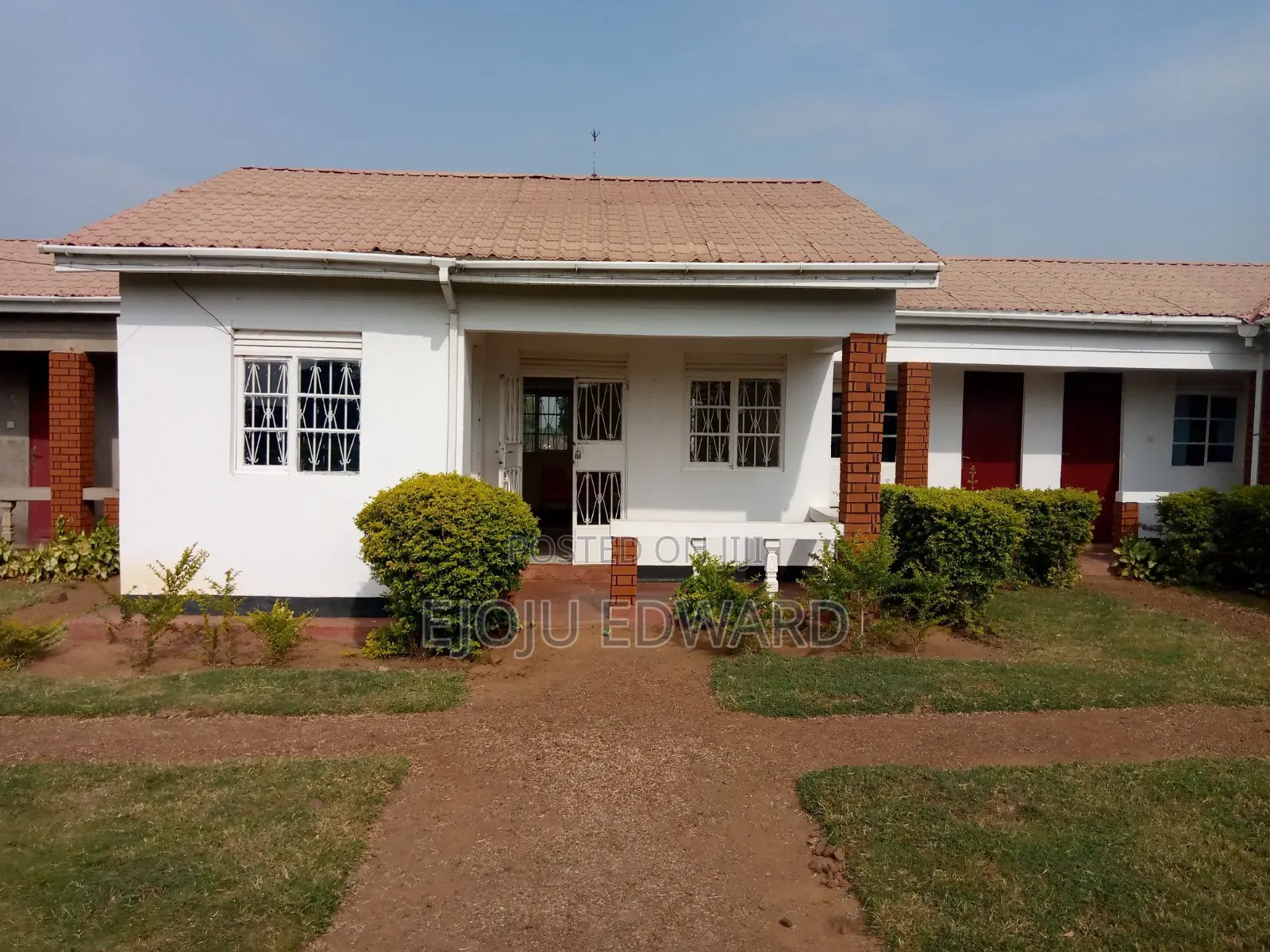 Commercial House for Rent