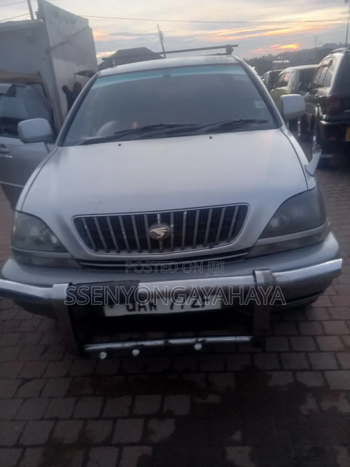 Toyota Harrier 2005 Silver