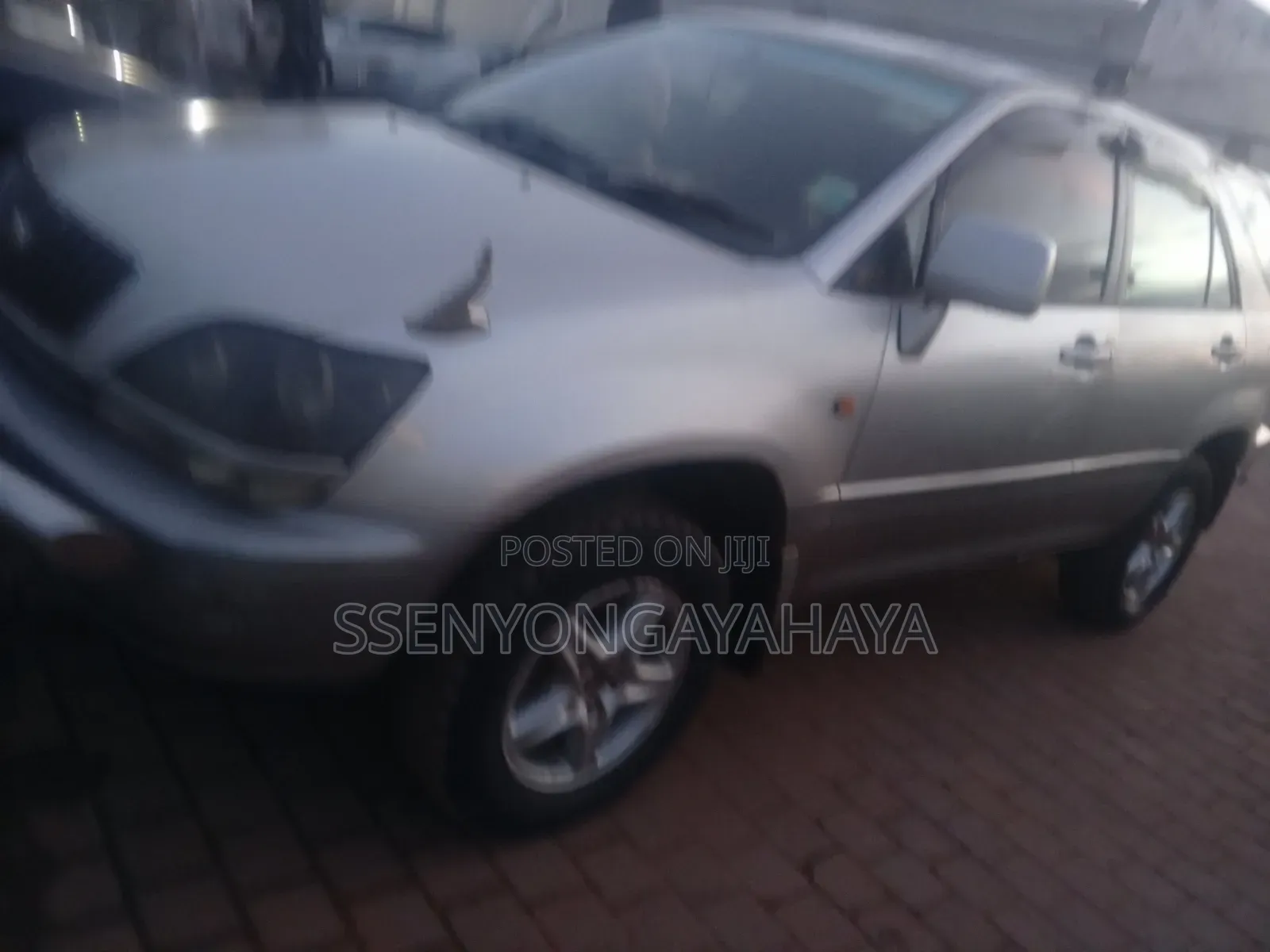 Toyota Harrier 2005 Silver