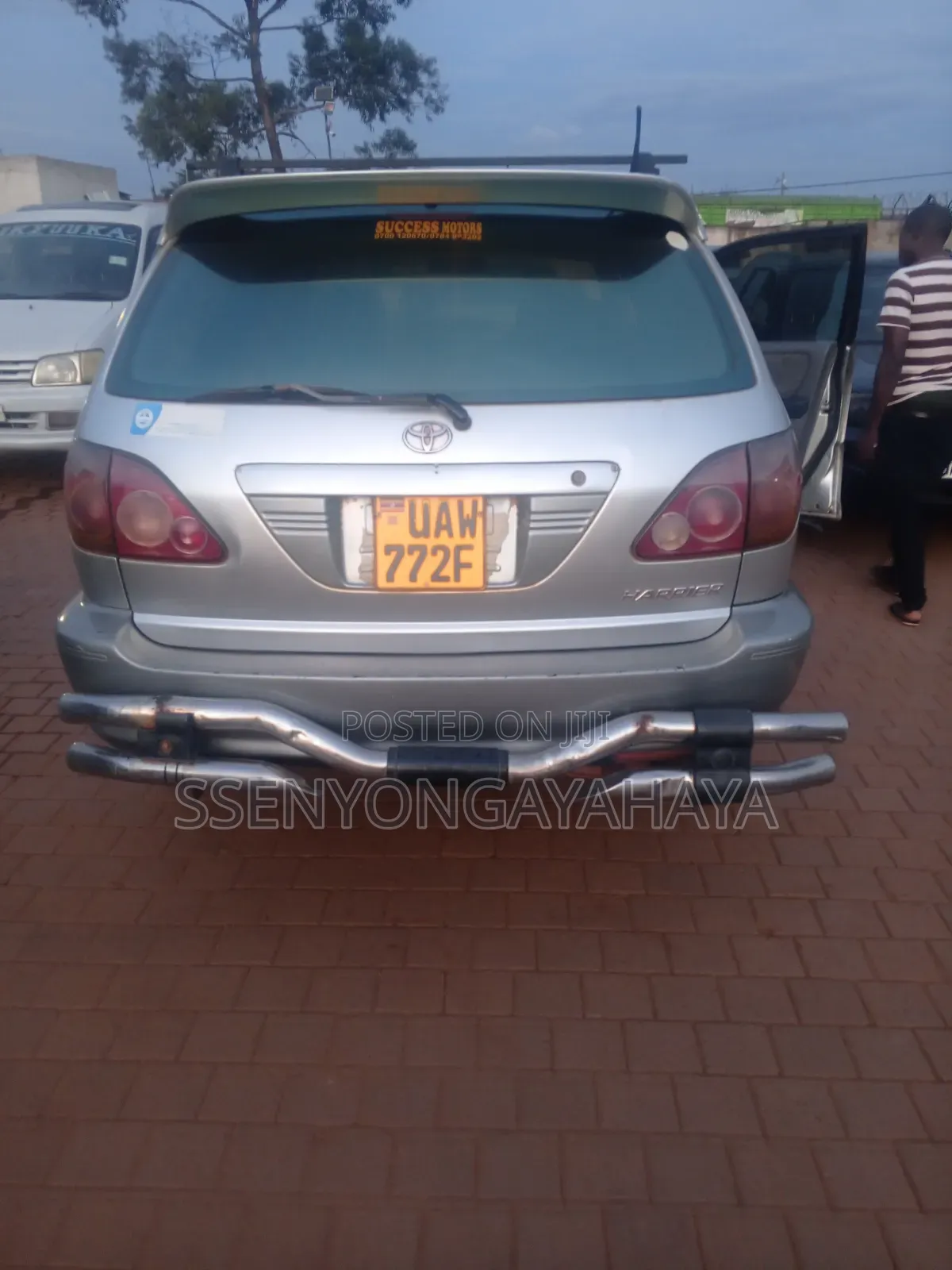 Toyota Harrier 2005 Silver
