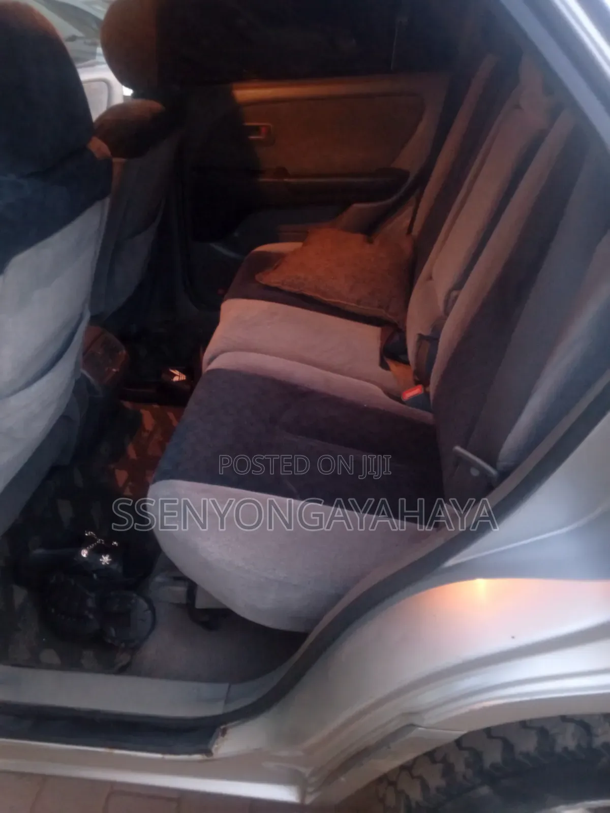 Toyota Harrier 2005 Silver