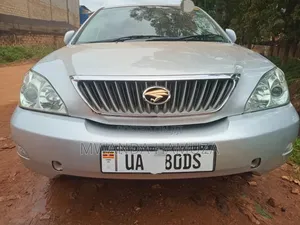 Toyota Harrier 2011 White
