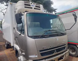 Fuso Fighter Freezer 2012 Silver