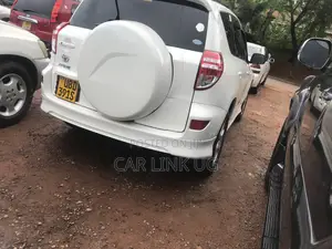 Toyota RAV4 2008 White