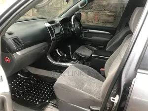 Toyota Land Cruiser Prado 2013 Gray