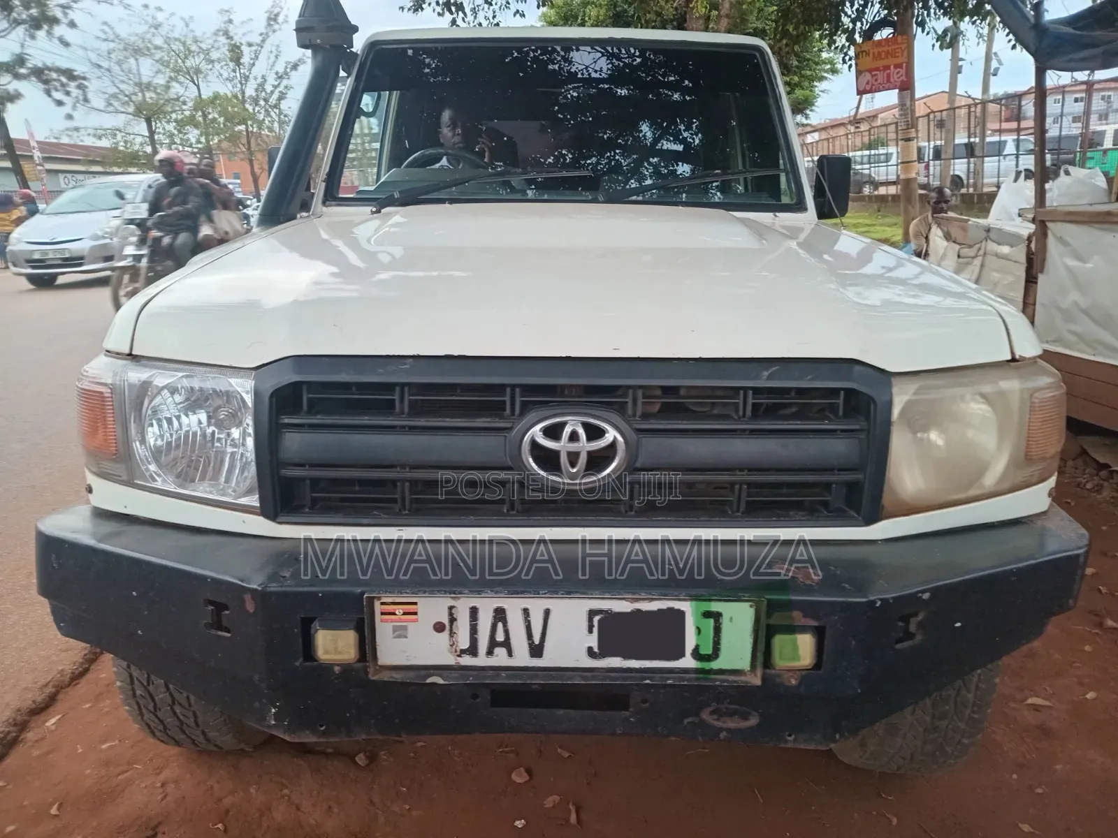 Toyota Land Cruiser 2014 White