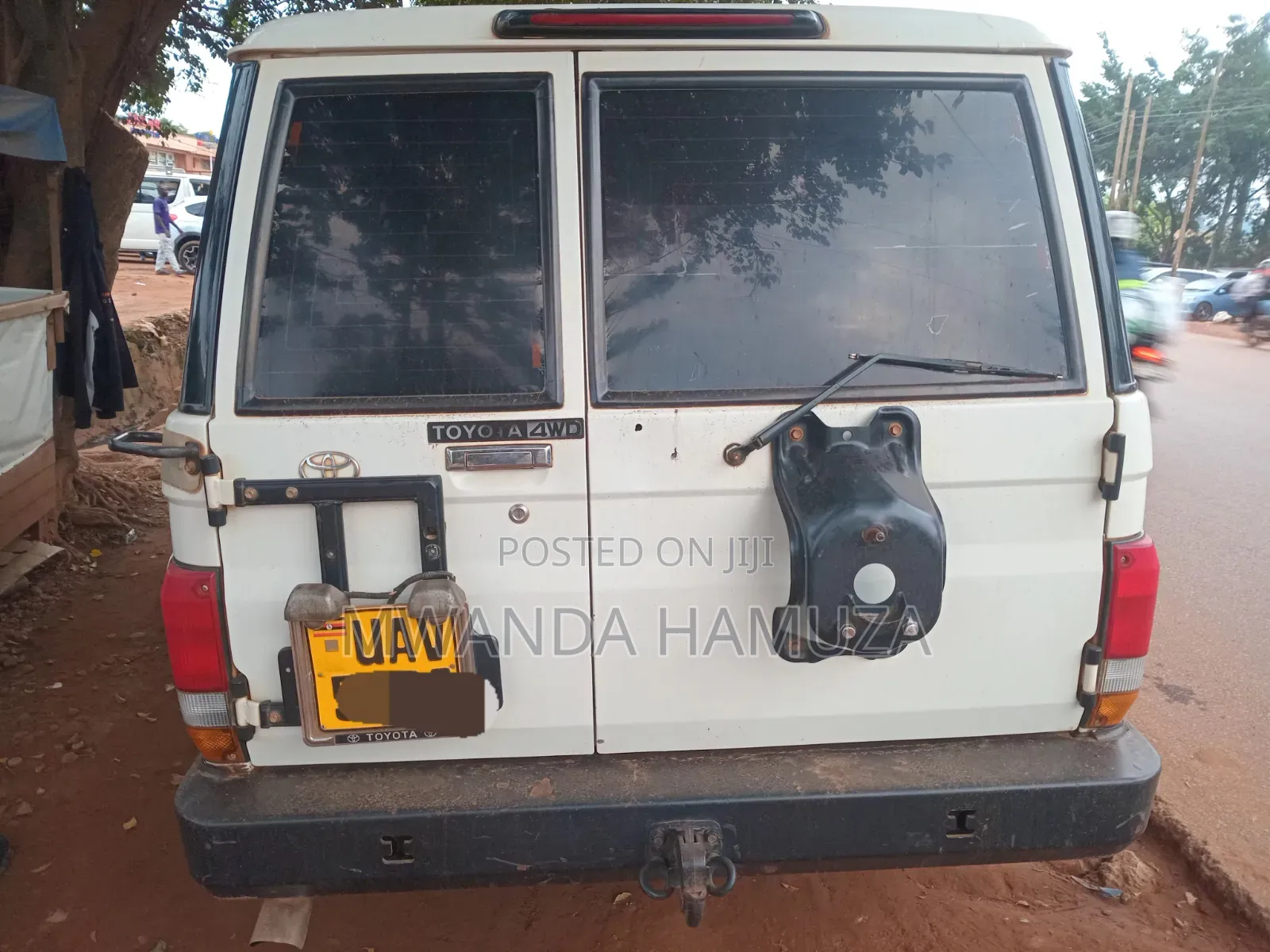 Toyota Land Cruiser 2014 White