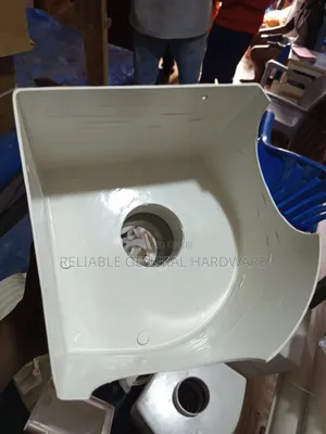 Plastic Water Box Valley Box
