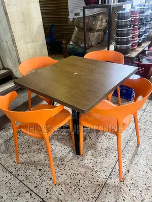 Restaurant Set for 4people