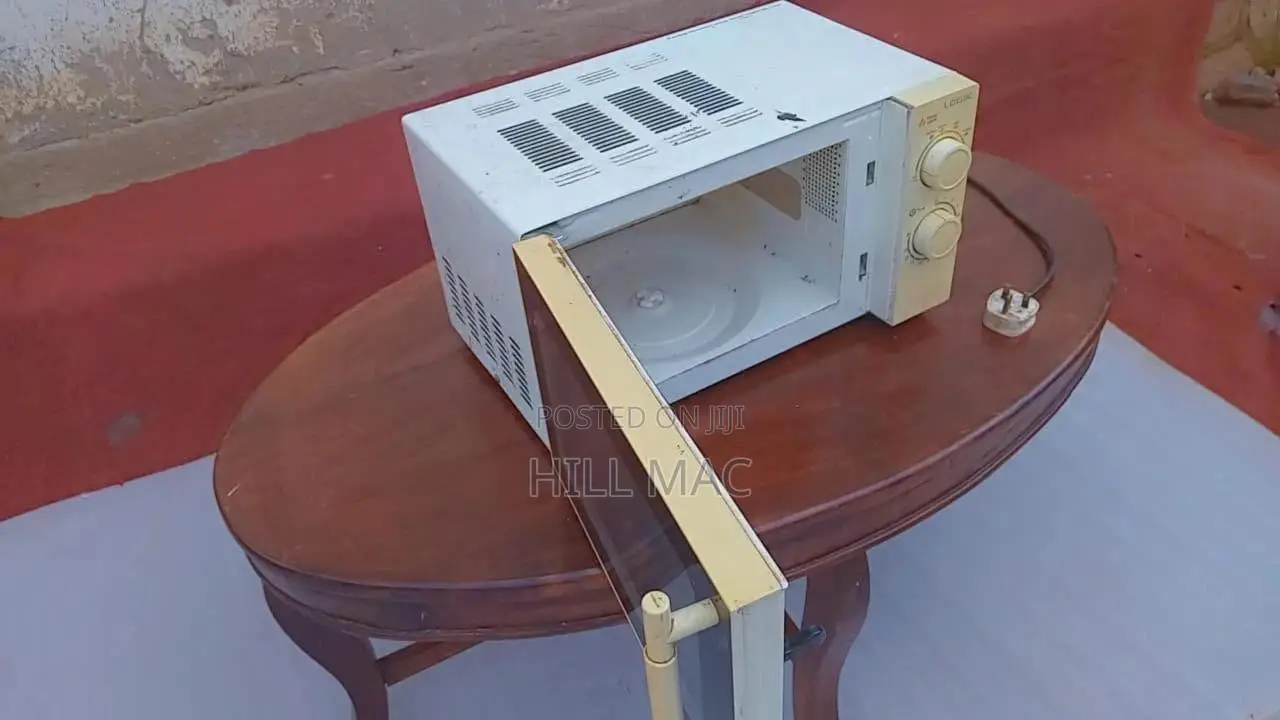 Microwave Oven