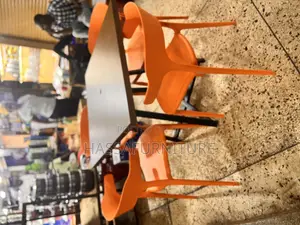 Dining for Restaurant