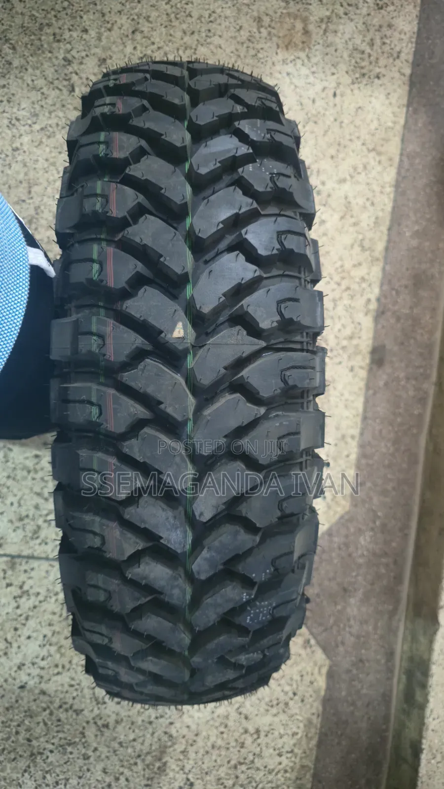 235/85r16 Landcruiser Original Comforser Tyres M/T