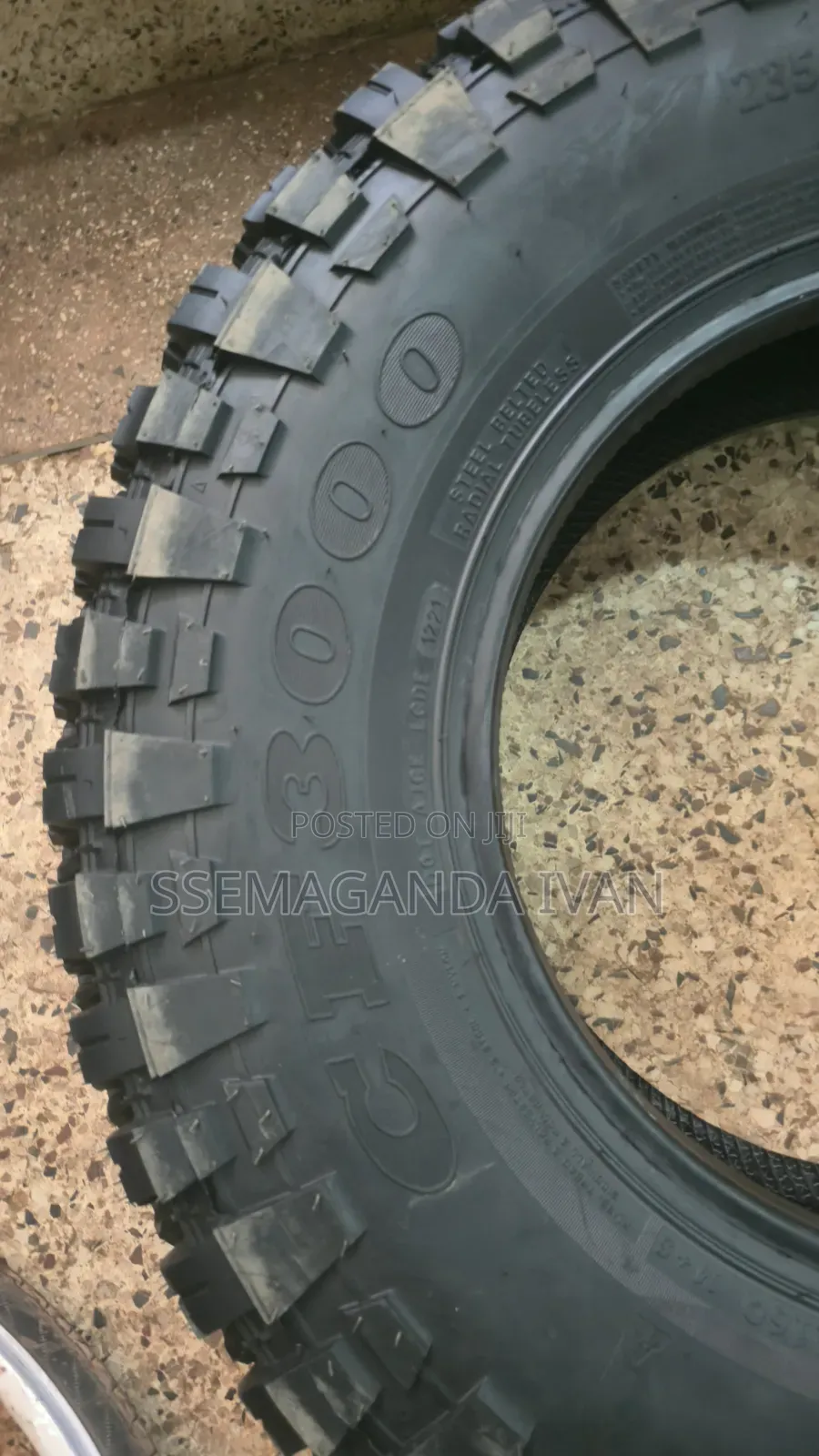 235/85r16 Landcruiser Original Comforser Tyres M/T