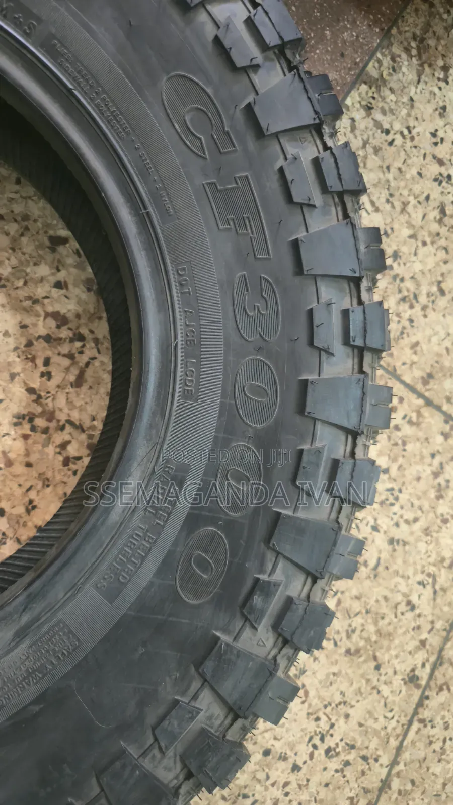 235/85r16 Landcruiser Original Comforser Tyres M/T