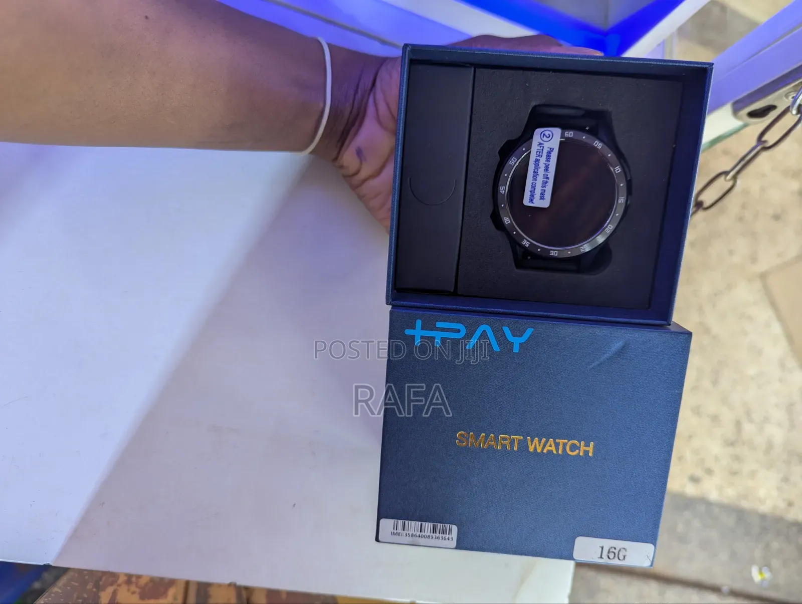 Round Simcard Smart Watch That Supports All Apps Like a Phone