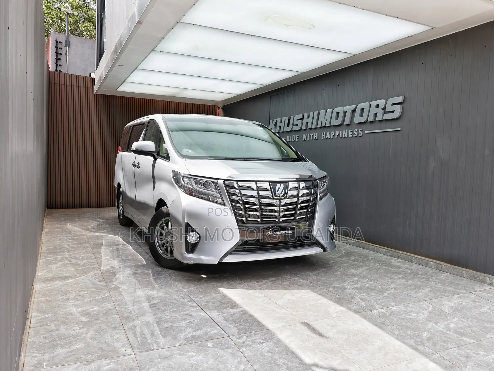 Toyota Alphard 2.5 Petrol FWD 2017 Silver