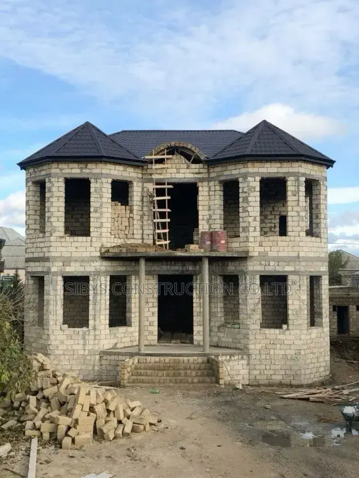 Circular House Construction