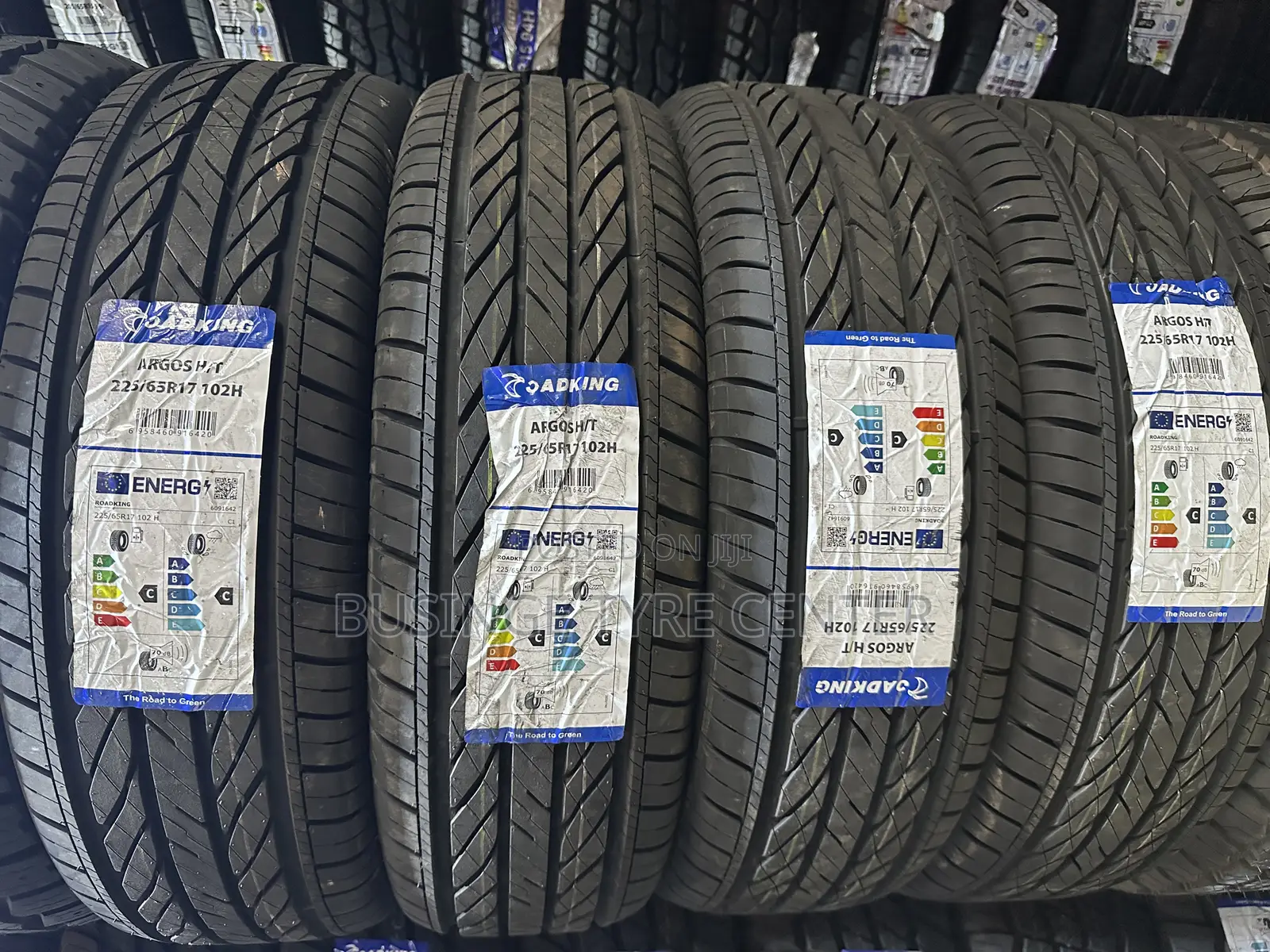 225/65r17 Roadking Tires Brand New 