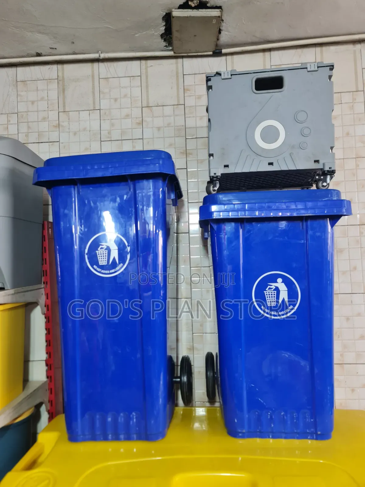 Latest Stock Plastic Dust Bins Plastic Dust Bins 120litres