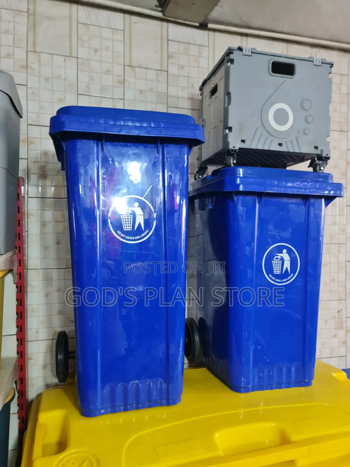 Latest Stock Plastic Dust Bins Plastic Dust Bins 120litres